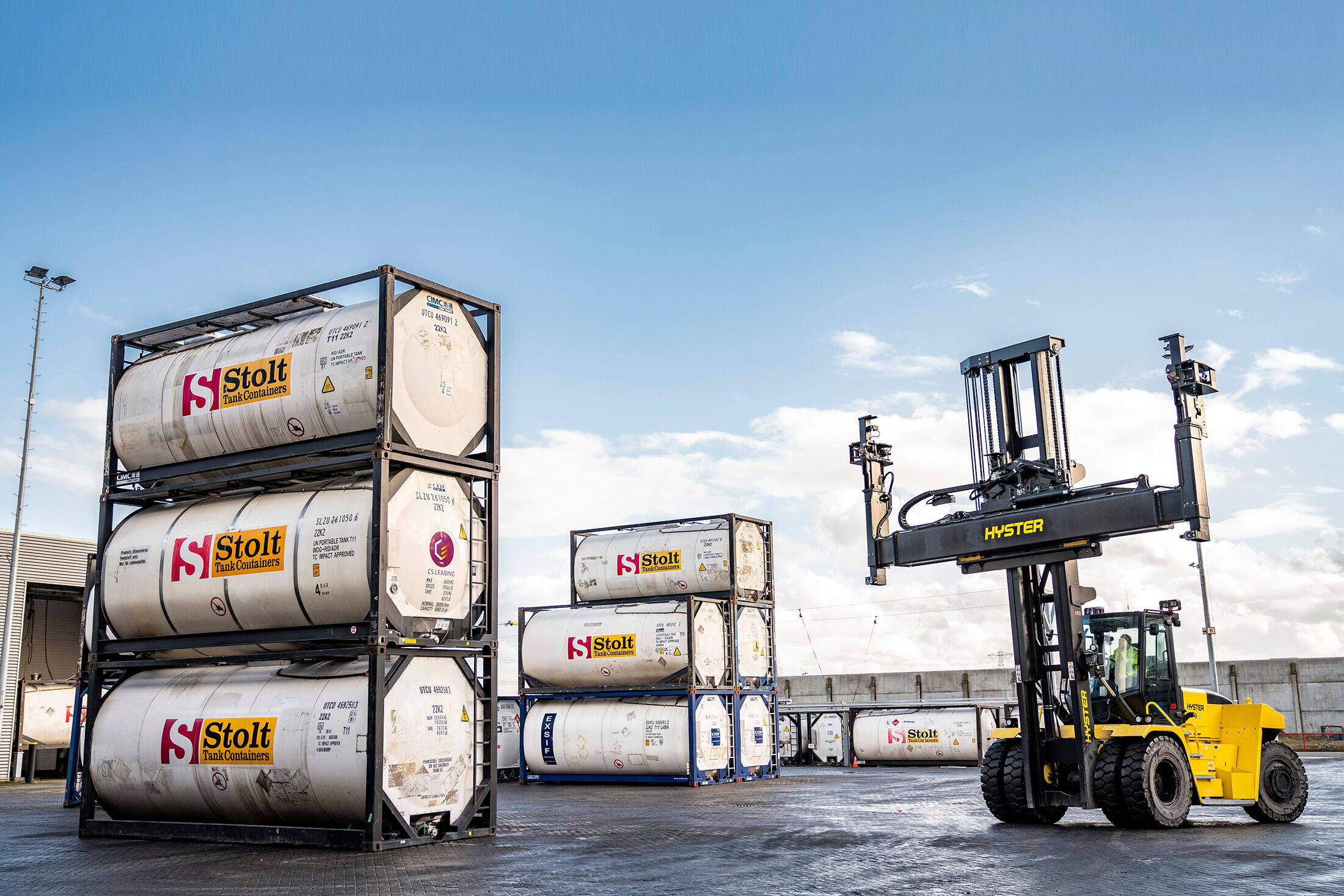 全球集装罐供应商- 思多而特集装罐事业部 (Stolt Tank Containers)一次性采购5,000个集装罐，称为行业史上最大的一笔采购订单 02
